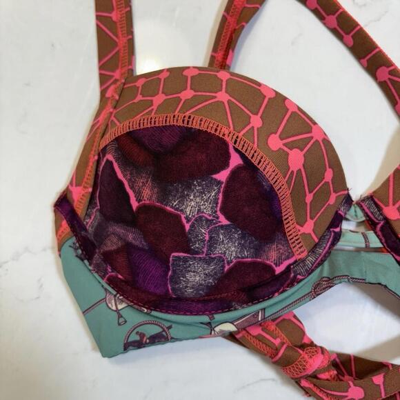 Maaji Turquoise, Magenta, Pink Bathing Suit Size Small - EUC - Picture 2 of 5